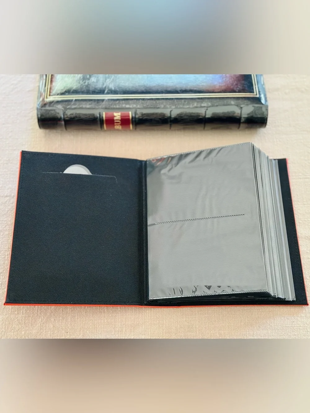 2 unused photo albums